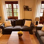 Emblematic Canarian House Feriehus La Orotava